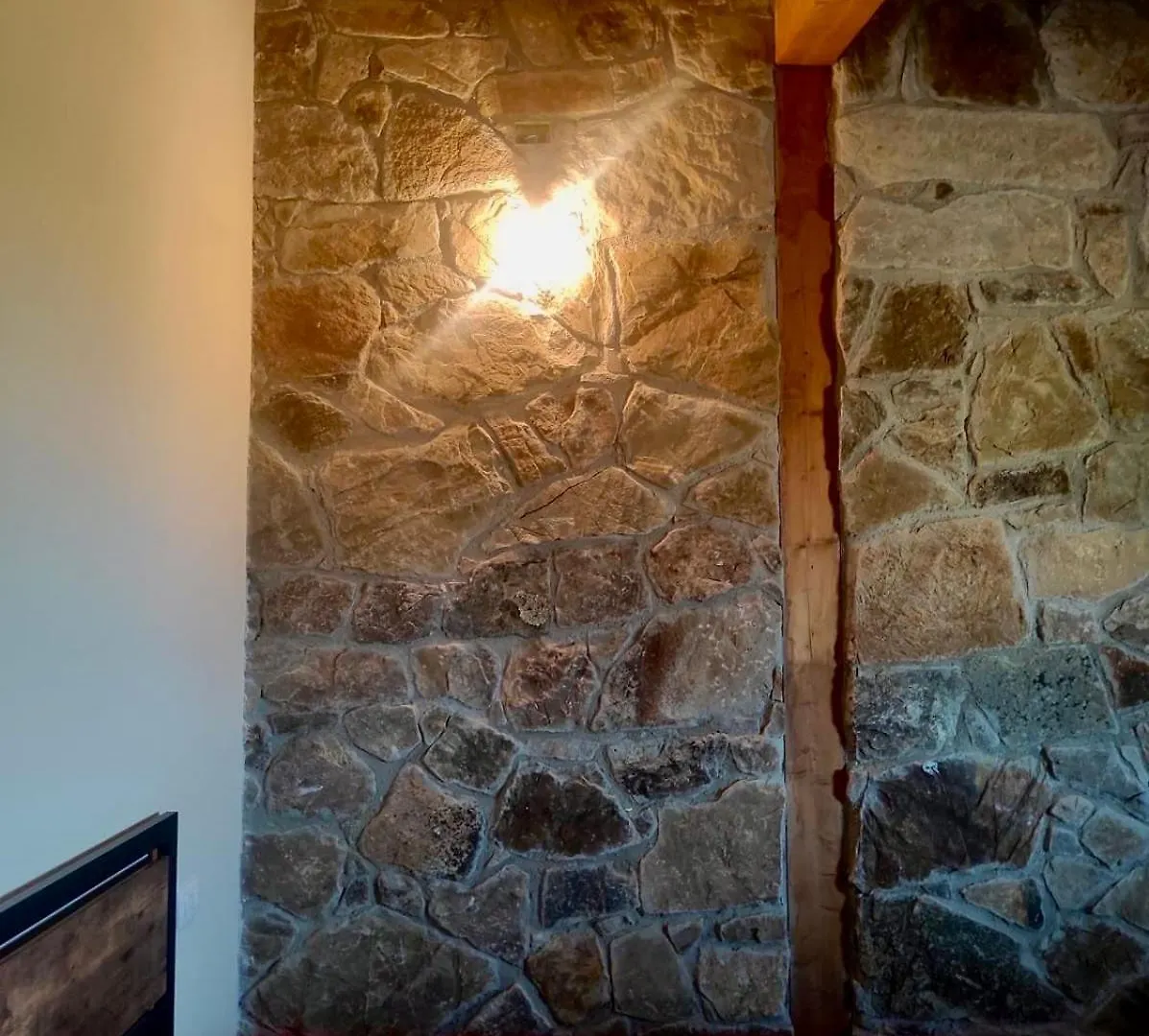Montesoprano Agriturismo - Resort - Spa - Gym -Camping - Suite Farm stay Capizzi