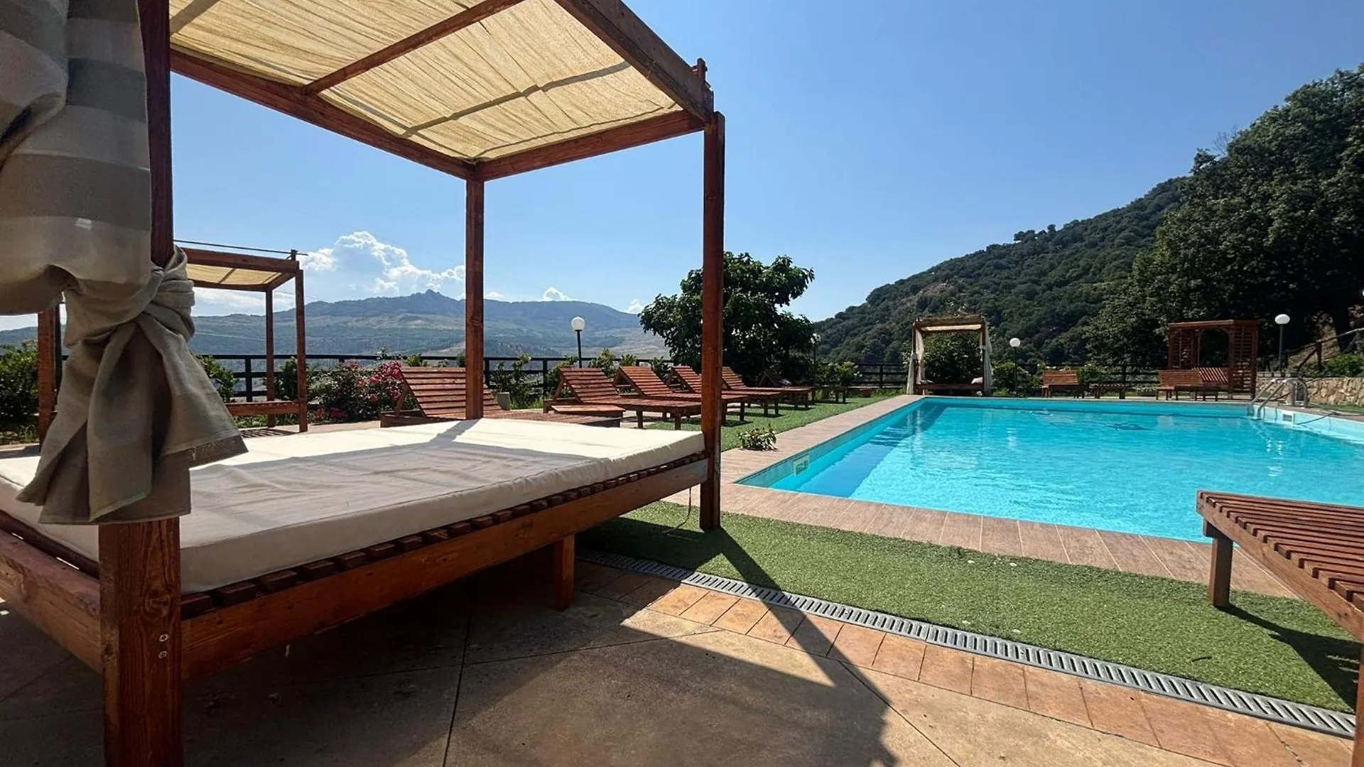 Farm stay Montesoprano Agriturismo - Resort - Spa - Gym -Camping - Suite